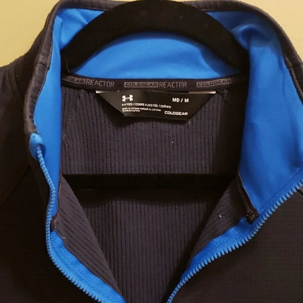 UNDER Armour Cold Gear - Picture 6 of 8